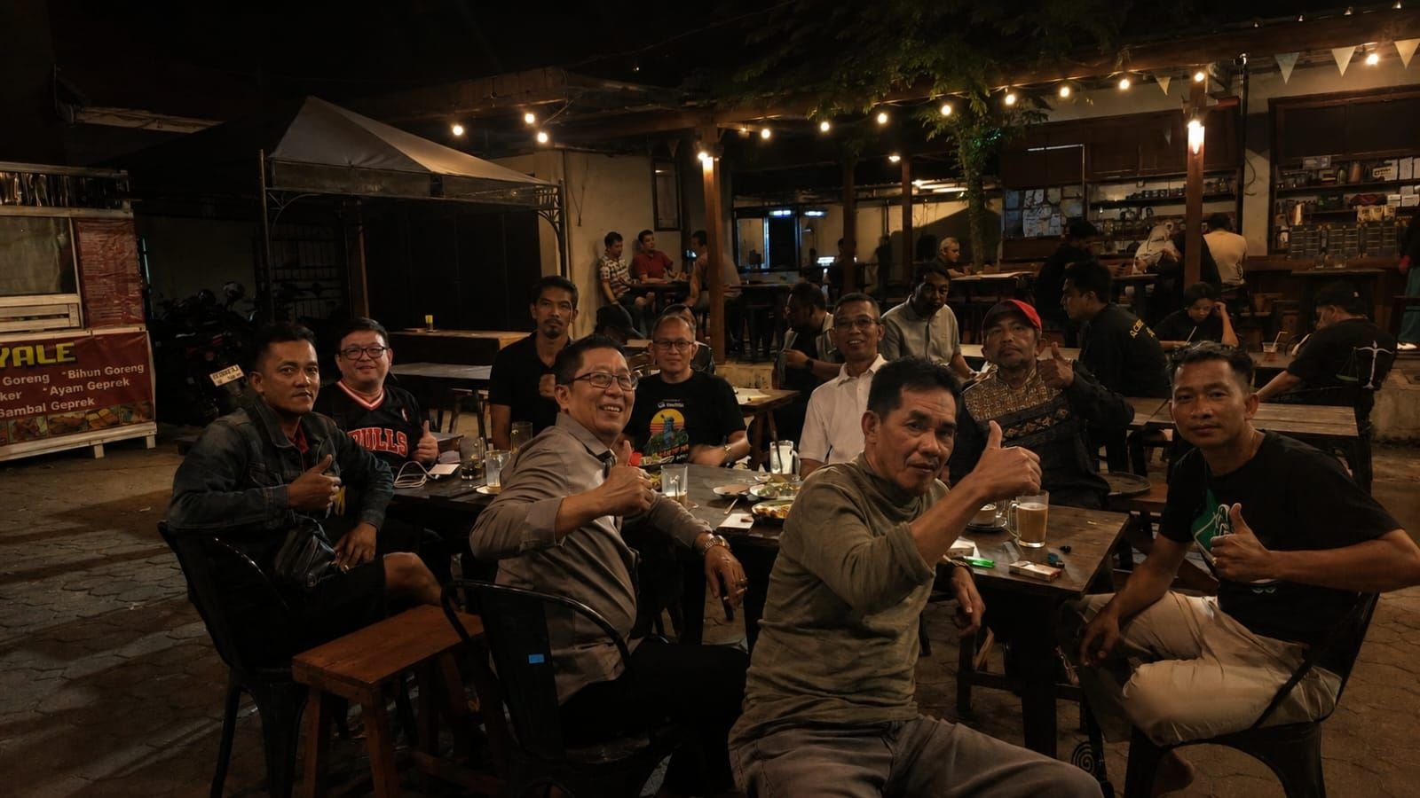 Belajar Teamwork dari Orang-Orang di Lapangan
